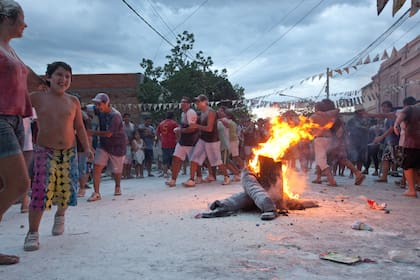 Chaya es un vocablo que significa rocío de agua o rociar con agua