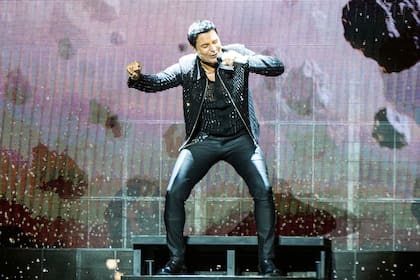 Chayanne a puro baile en el Movistar Arena