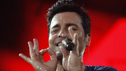 Chayanne y una calurosa noche que no logró detener su ritmo