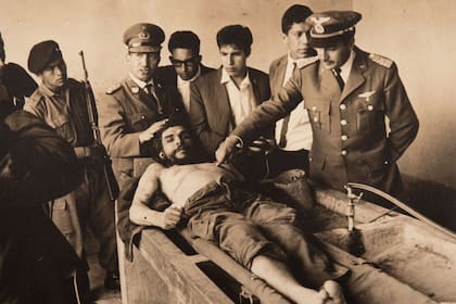 Che Guevara muerto
