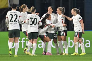 Chelsea y Bayern aseguran lugares en cuartos de final de Champions femenina durante noche intensa