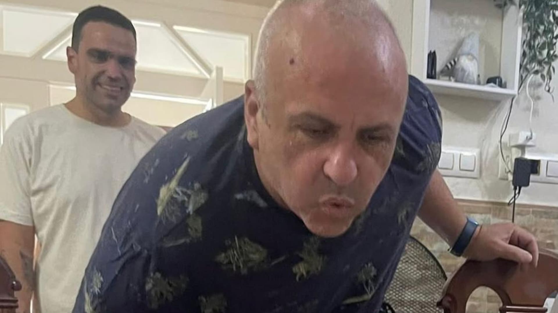 Chema es parte del 1% de hombres que tuvo cáncer de mama