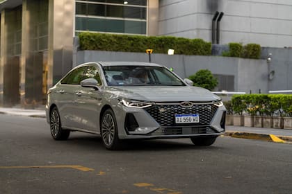 Chery Arrizo 8 CSH Luxury