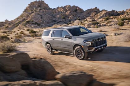 La Chevrolet Suburban 2024 cuenta con la misma capacidad de carga máxima que el GMC Yukon 2024 (General Motors)