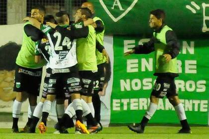 Chicago ganó pero descendió