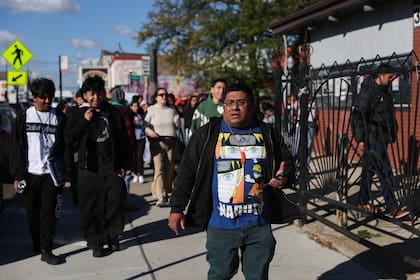 Chicago resiste a represión migratoria de Trump, inspirando a otras ciudades