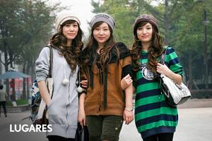 Chicas modernas en Shangai.