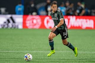 'Chicharito' Hernández se disculpa por comentarios sexistas y promete aprender de sus errores