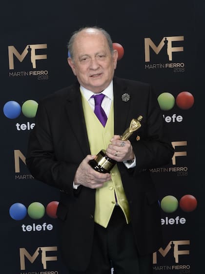 Chiche Gelblung fue muy aplaudido al ganar el Martín Fierro al mejor panelista