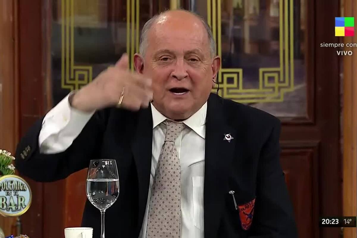 Chiche Gelblung no estará más en Polémica en el bar, luego de que el programa pasara a emitirse los fines de semana