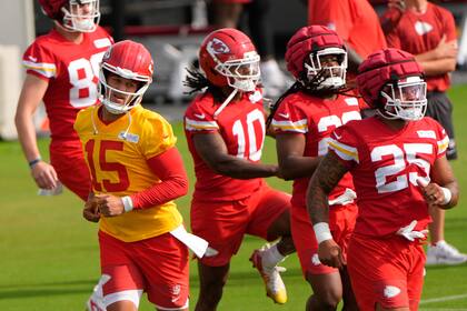 Chiefs inician campamento buscando redimirse tras derrota ante Filadelfia en el Super Bowl