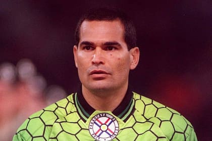 Chilavert: "Bilardo me quiso nacionalizar para jugar en la selección"