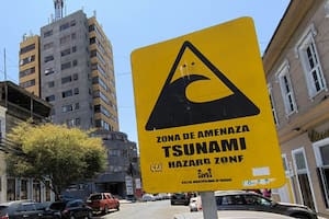 Chile amaneció este miércoles con varias zonas bajo alerta de tsunami