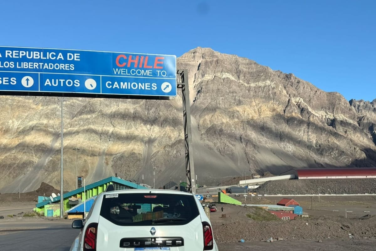 Chile decidió realizar una fumigación en sus instalaciones del paso internacional tras el hallazgo de un Aedes aegypti