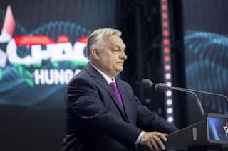 Chile: Kast elogia vallas fronterizas de Orbán en Hungría