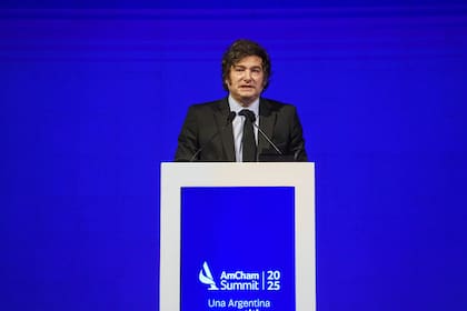 Chile: Milei felicita a Kast, "liberación del yugo socialista"