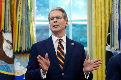 China abre pesquisas sobre chips de Estados Unidos antes de conversaciones comerciales en Madrid