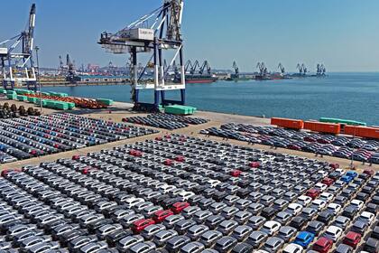 China anuncia contramedidas: eleva los aranceles a EEUU del 84% al 125% desde el sábado