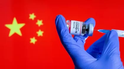 China ha aprobado casi una decena de vacunas, pero ninguna es de ARNm.