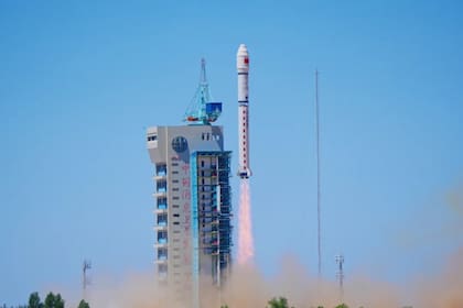 China ha comenzado a desplegar una red de satélites para establecer una supercomputadora en órbita, un proyecto con el que busca llevar la inteligencia artificial al espacio y liderar la carrera en la construcción de infraestructura de computación espacial