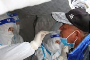 China mantiene su objetivo de no registrar ninguna infección de covid-19