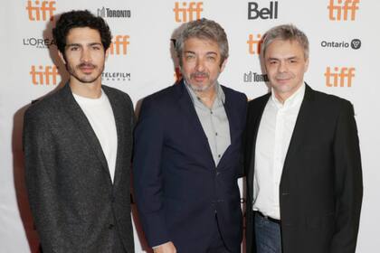 Chino y Ricardo Darín y el director Sebastián Borenzstein en el festival de Toronto