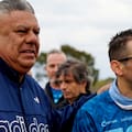 Chiqui Tapia reapareció tras el escándalo de la Supercopa Internacional y le entregó una placa a Nahuel Gallo
