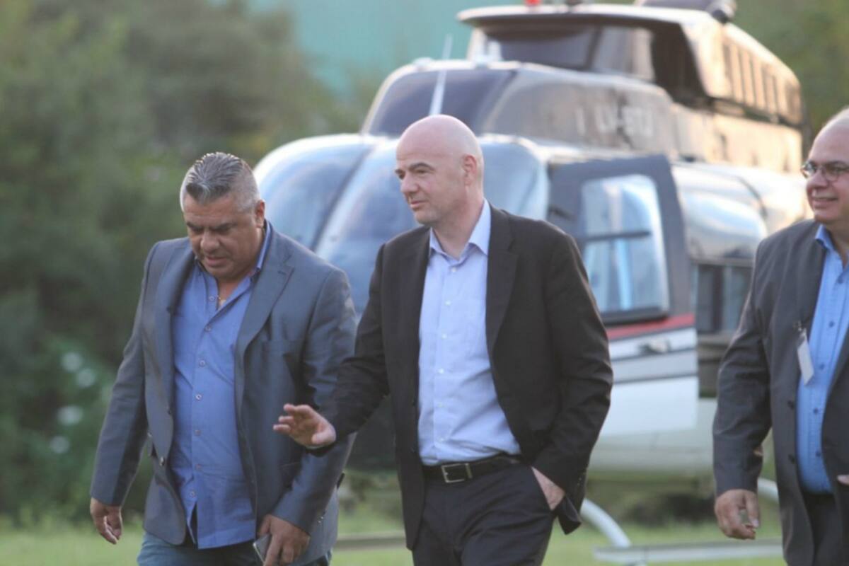 Chiqui Tapia recibió al presidente de la FIFA, Gianni Infantino, que participará del Congreso Ordinario de la Conmebol