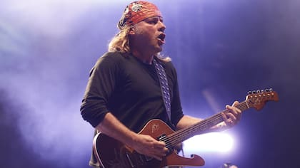 Chizzo: la voz, la guitarra y el emblema mayor de la banda de rock más convocante del país