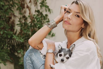 Chloé Bello, dueña de una elegancia con sello propio