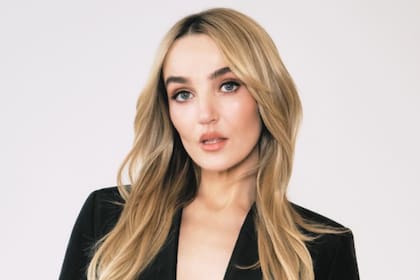 Chloe Fineman, estrella de Saturday Night Live, en el ojo de la tormenta por una controvertida “anécdota” laboral