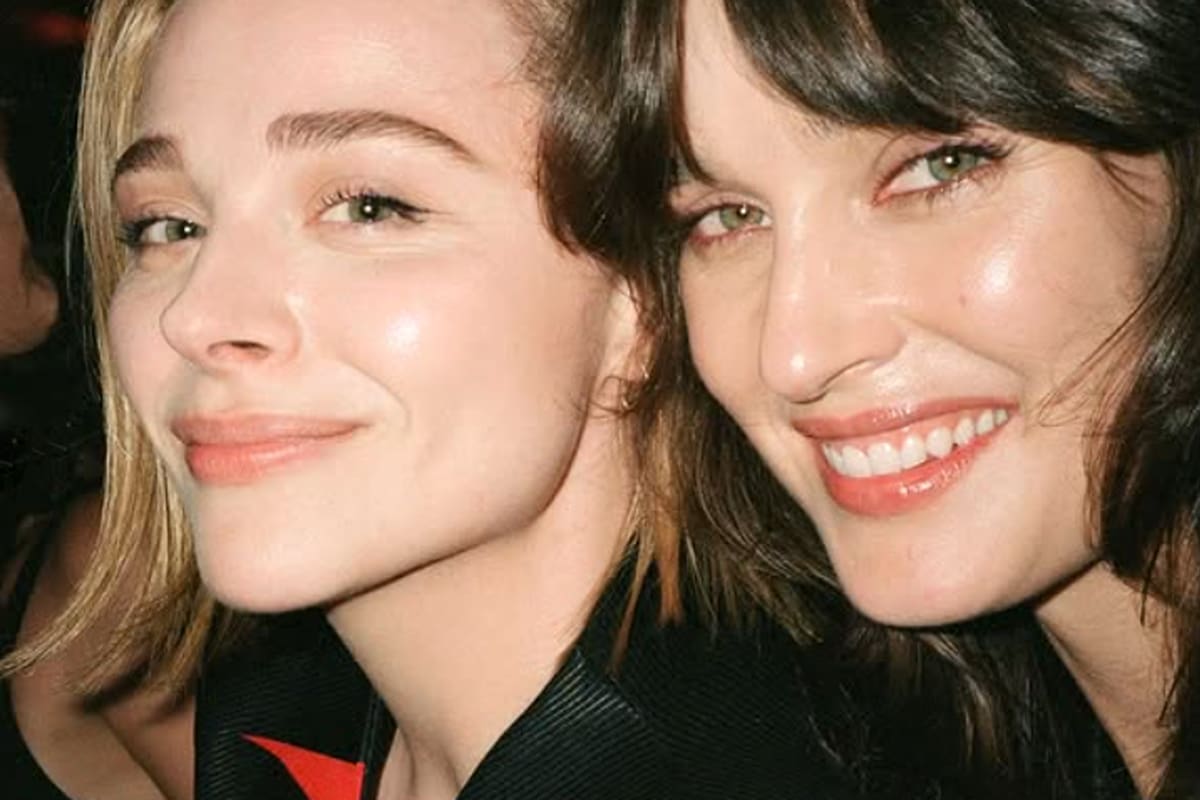 Chlöe Grace Moretz anunció su compromiso con su novia, Kate Harrison
