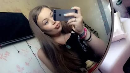 Chloe usó la bebida como una forma de escapar de su infancia