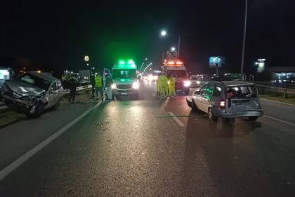 Chocaron dos autos y un bebé de 9 meses salió despedido