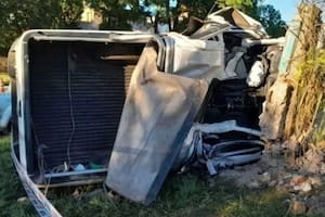 Chocó contra el paredón de una casa