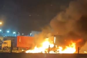 Choque de camiones en la Panamericana.