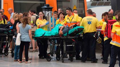 Choque de tren en Barcelona: al menos 54 heridos, uno de ellos de gravedad