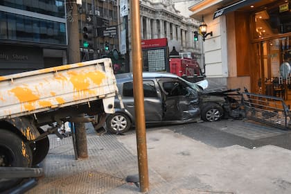 Choque en Callao y Corrienttes