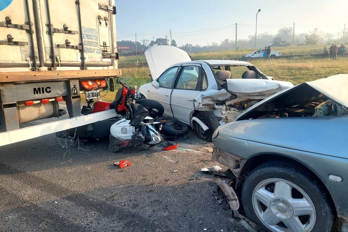 Choque múltiple en ruta 7.