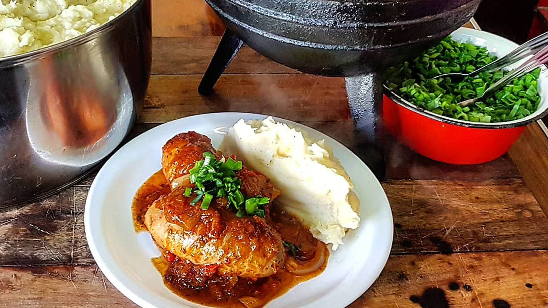 Chorizo a la pomarola en Copetín Fiat.