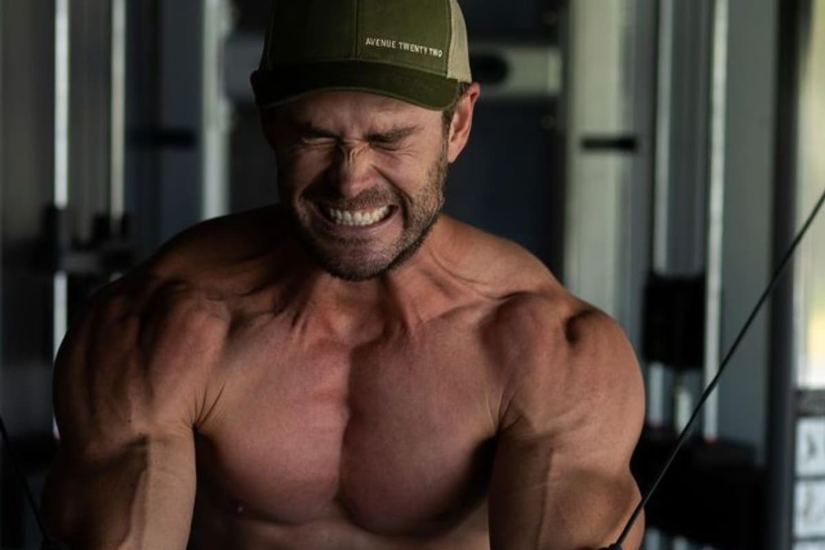 Chris Hemsworth muestra en sus redes parte de su exigido entrenamiento, que le permite estar en forma para ponerse en la piel de Thor
