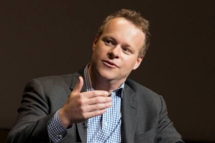 Chris Licht, el nuevo CEO de CNN anunció el cierre del servicio de streaming CNN+ (Crédito: adweek)