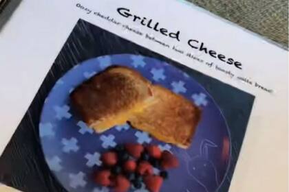 Chrissy Teigen, la mediática esposa de John Legend, pensó en una variante para que su hija coma