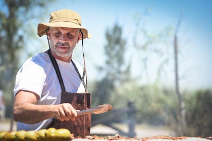 Con los servicios de catering en remates ganaderos tomó contactos con cabañeros