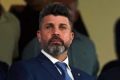 Christian Bragarnik, el argentino propietario de Elche que es el principal apuntado por el árbitro en su acta