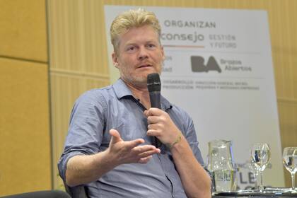 Christian Felber dialogó con LA NACION sobre la Economía del Bien Común