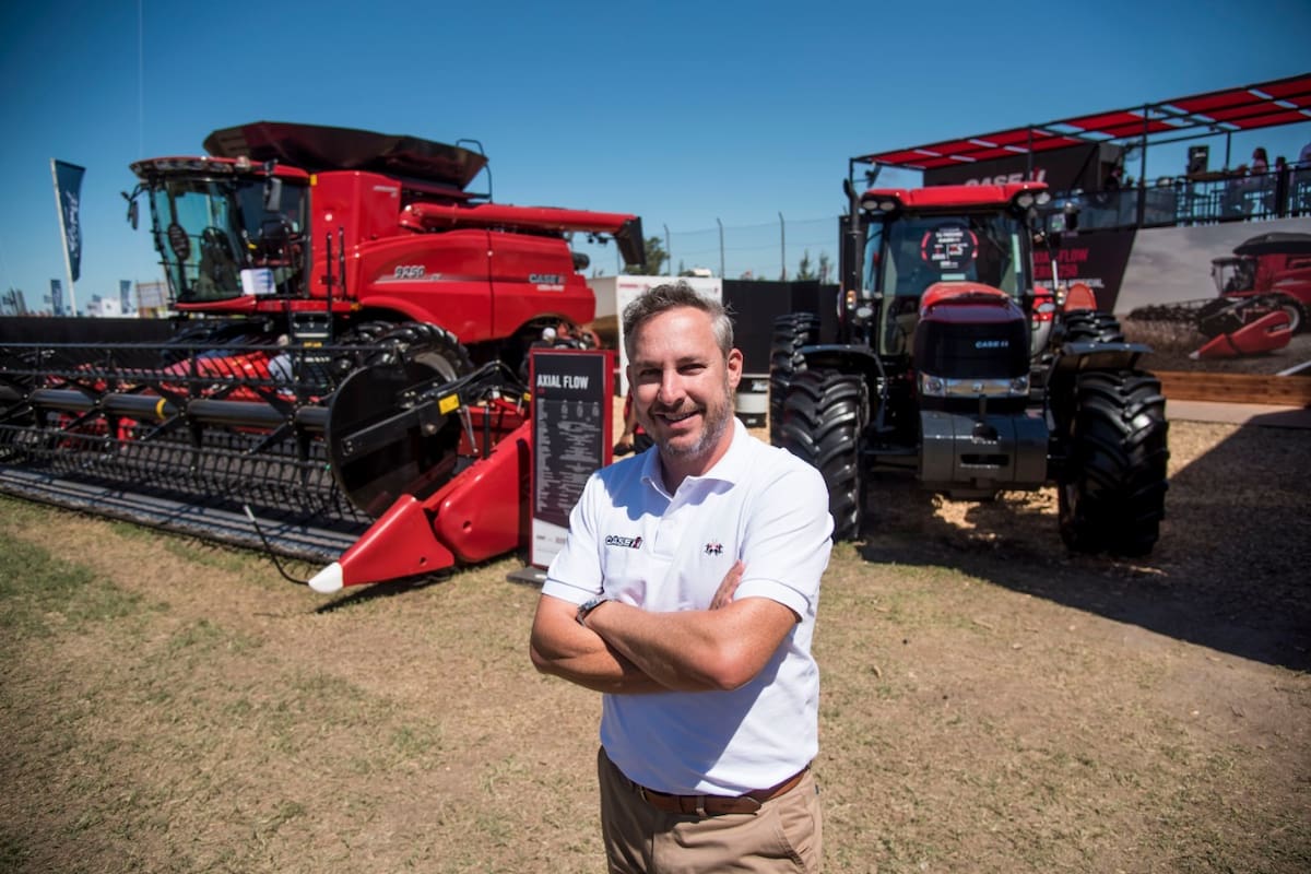 Christian Gonzalez, líder de la firma CASE IH para América Latina, en su stand de Expoagro