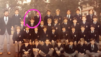 Christian Martin (en el círculo) junto a sus compañeros de clase en el colegio Marín de San Isidro.