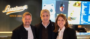 La visita de Luis Caputo a Lucciano's y el diálogo con su dueño