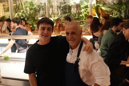 Christian Petersen junto a su hijo Hans